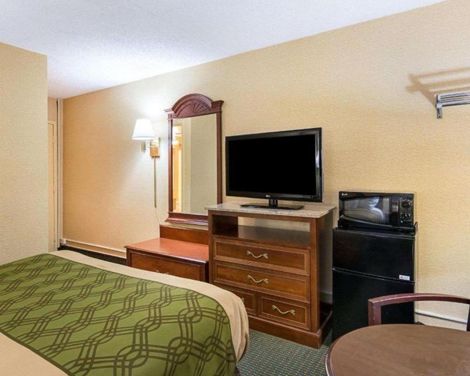 Econo Lodge Near Quantico Marine Base Dumfries Buitenkant foto