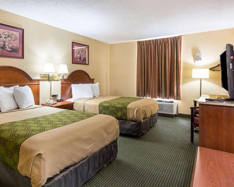Econo Lodge Near Quantico Marine Base Dumfries Buitenkant foto