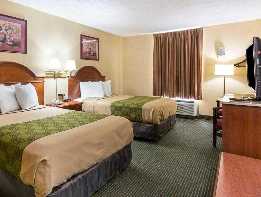 Econo Lodge Near Quantico Marine Base Dumfries Buitenkant foto