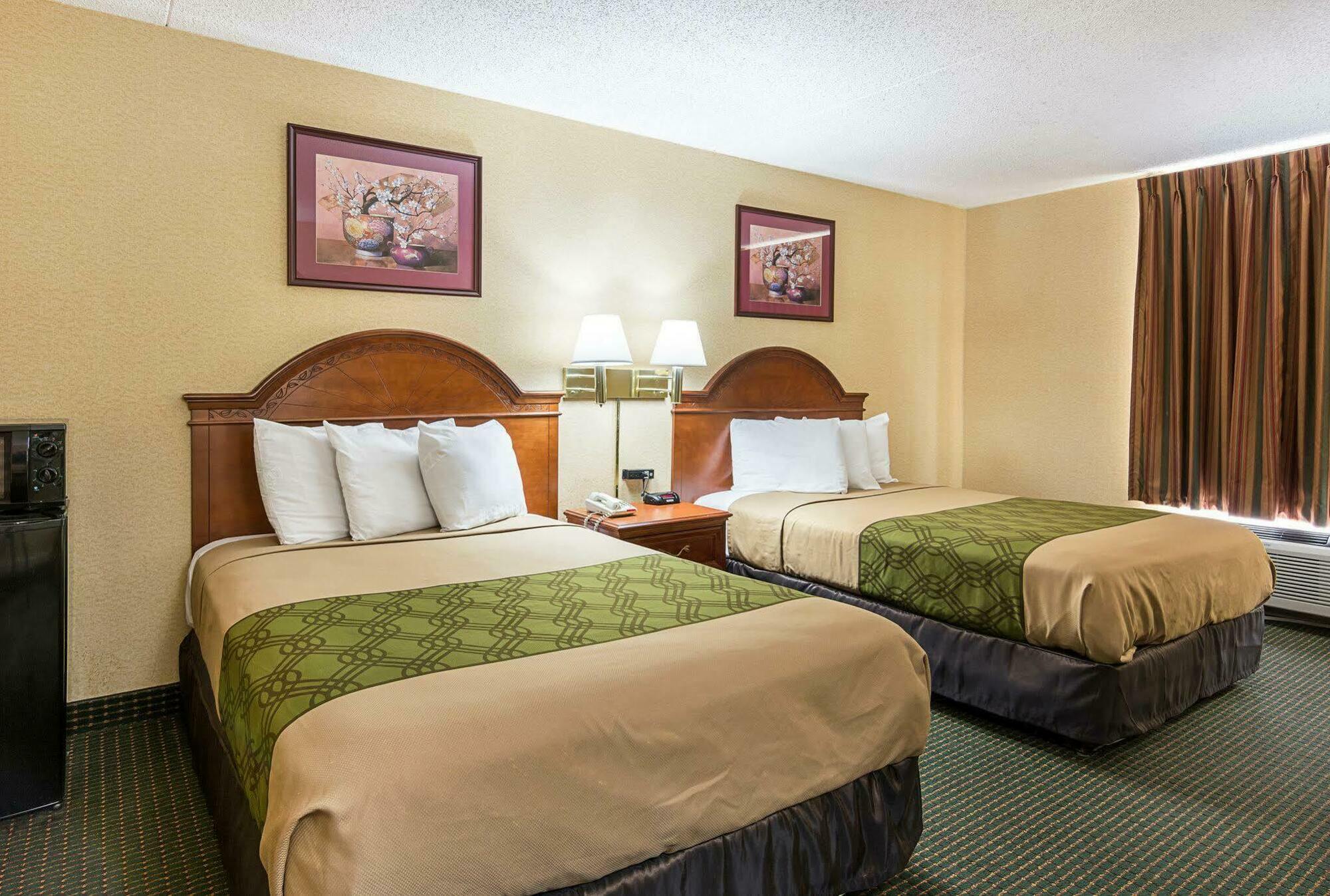 Econo Lodge Near Quantico Marine Base Dumfries Buitenkant foto